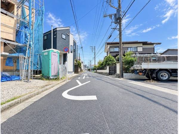 前面道路になります