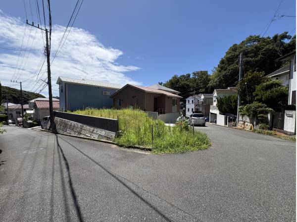 角地の為、日当たり・通風良好です。