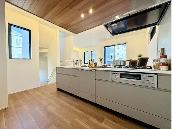 天然木の天井キッチン