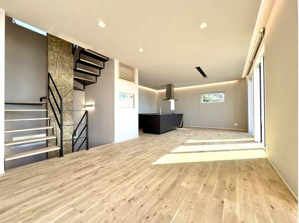 細部にまでこだわりぬいた海を眺めるLDK