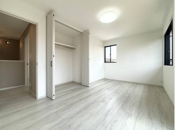 洋室は3部屋ございます