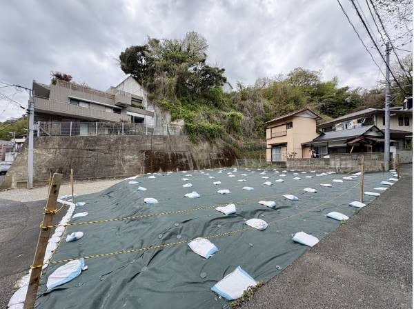 南東角地につき日当たり・風通し良好です◎