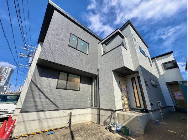 飽きのこないシンプルモダンな外観です。