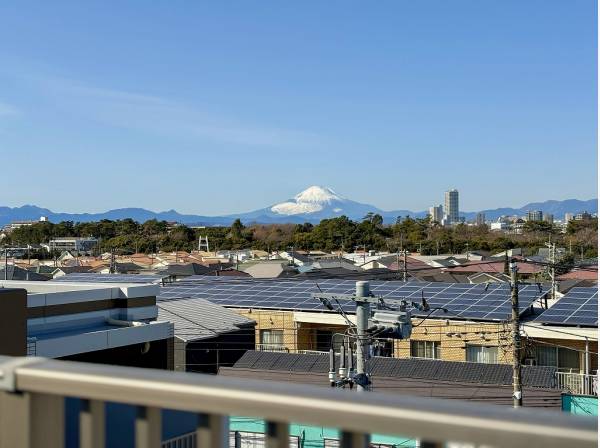 この眺めだけでもう幸せ♪富士山を望むルーフバルコニー