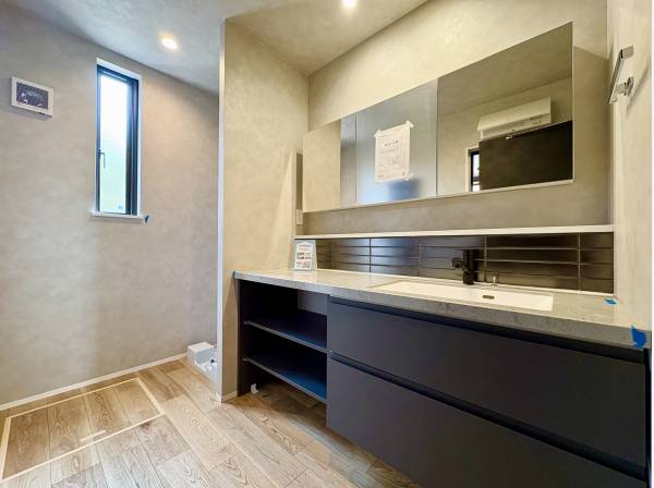 パウダールーム・バスルーム