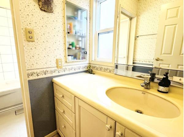 ヨーロピアンテイストなクロスで暮らしに彩り！