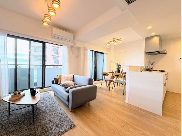 スタイリッシュな室内