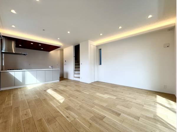 LDKは約19.5帖ございます