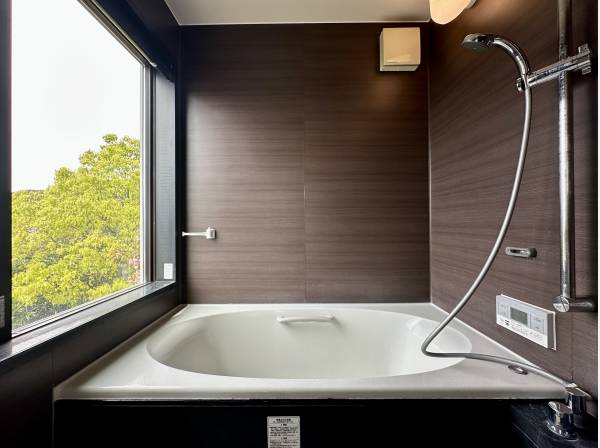 日頃の疲れを癒すバスルーム