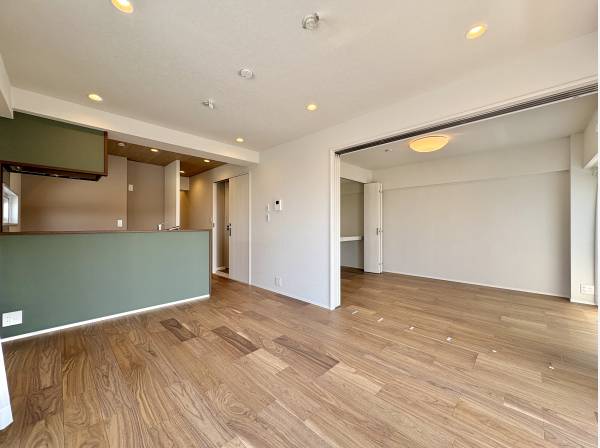 室内は新規フルリフォーム