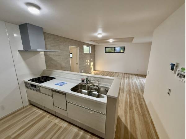 食洗器完備のシステムキッチン