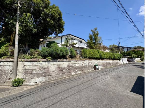 リノベや、新築用地としてのご検討も可能です