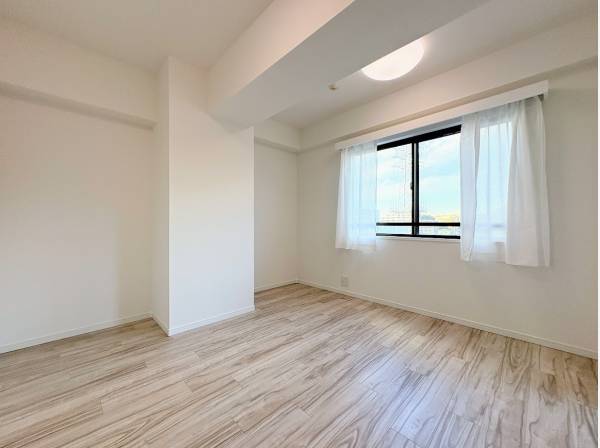 使い勝手の良い洋室