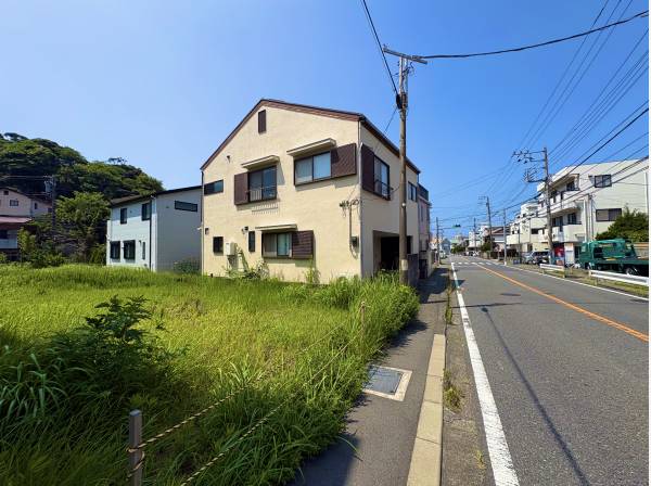 江ノ電「腰越」駅徒歩４分！
