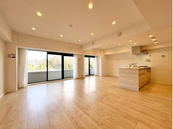 明るく開放的なLDK