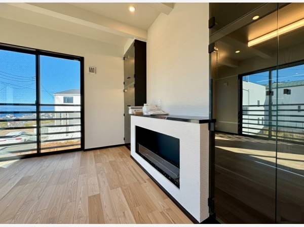 バイオエタノール暖房が灯るLDK