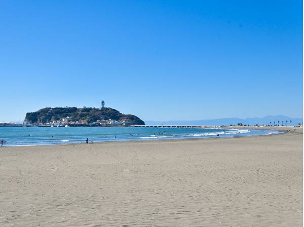 湘南らしい風景/腰越海岸 徒歩28分(約2.25km)