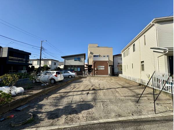 建築条件はありません。お好みのハウスメーカーで建築可能です。