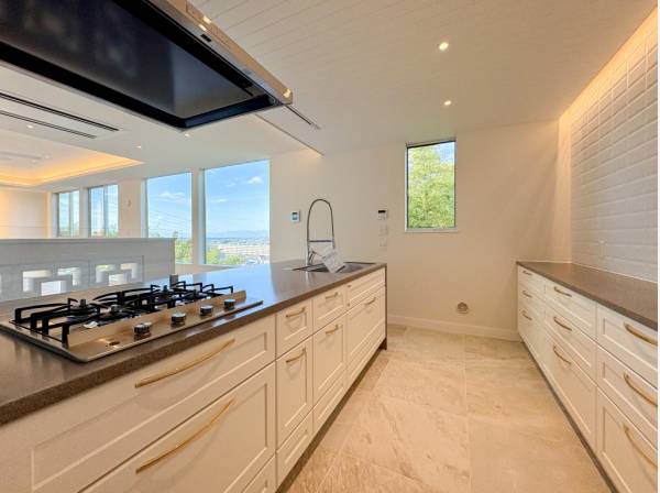 《kitchen》クラス感のある美しいデザイン