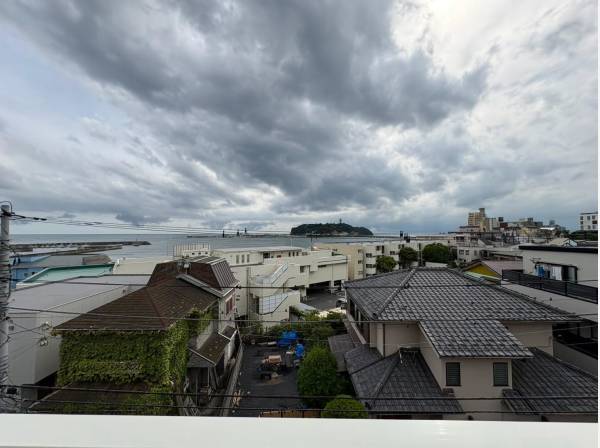 ルーフバルコニーからはご覧の眺望！！