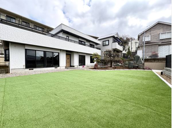 大きなお庭がございます。