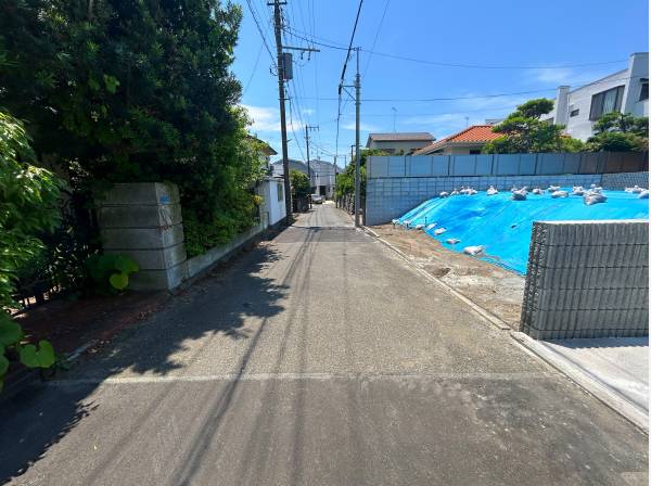 前面道路は約4.0m御座います