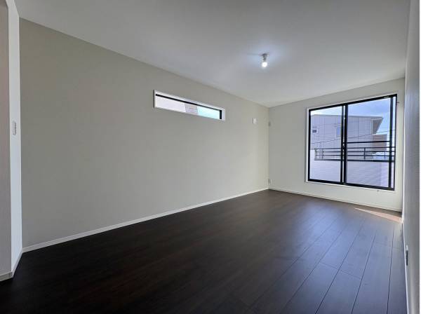 ゆとりある洋室、洋室は全４部屋