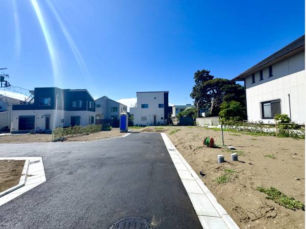 お好きなハウスメーカーにて建築可能