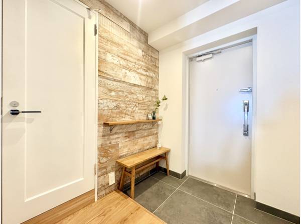 玄関エントランス