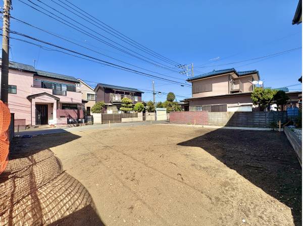 整形地ですので、奥行きもあり、敷地内で採光を確保