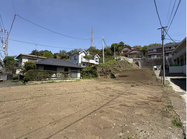 奥行きのある約１０５坪の敷地。アパートや店舗兼住宅にも検討可能