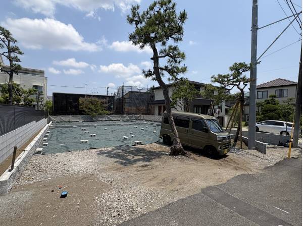 お好みのハウスメーカで建築いただけます。