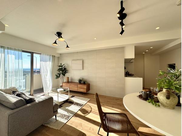 室内からも海が見えます