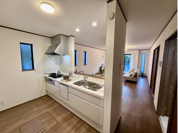 食洗器完備のシステムキッチン