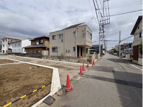 利便性と落ち着いた住環境が両立した立地です。