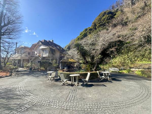 石窯ガーデンテラスまで徒歩10分（約750m）