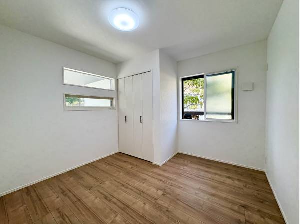 洋室は全3部屋ございます