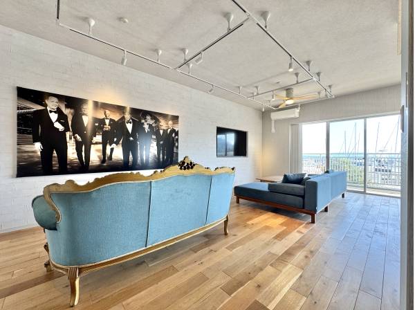 海を身近に感じながらゆったり寛ぐ贅沢時間。