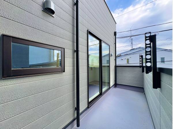 開放感のあるバルコニーです。