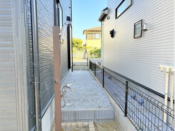 マリンスポーツに嬉しい、外シャワー付き！