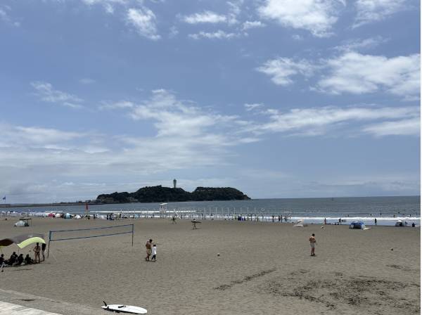 片瀬西浜・鵠沼海水浴場まで自転車13分（約2.7㎞）