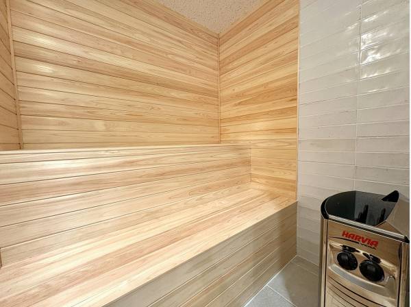 自宅で整う本格サウナ
日常に癒しをもたらす空間