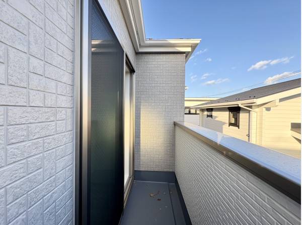 反対側にもバルコニー