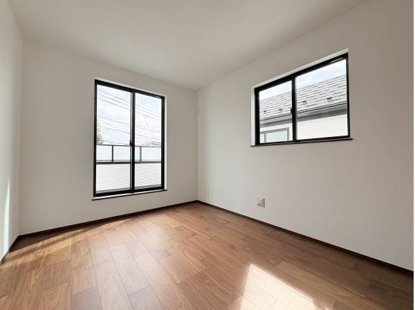 二面採光なので、部屋が明るくなります。