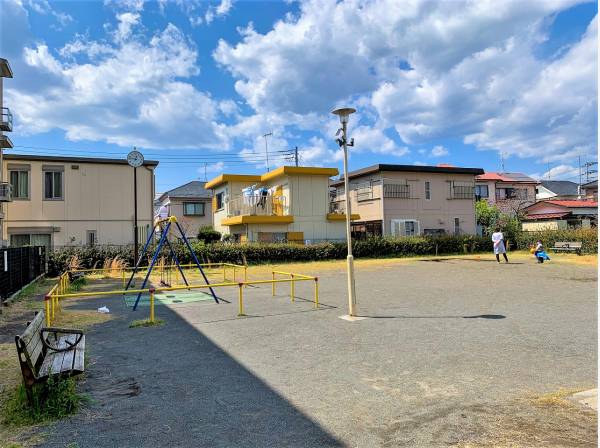 菱沼なかよし公園まで徒歩3分（約220m）