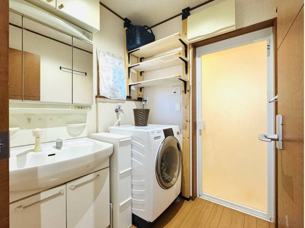 パウダールーム