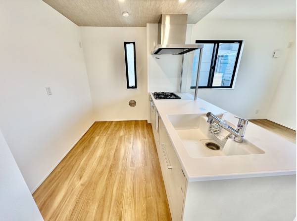 システムキッチンも広くて使いやすそうですね。