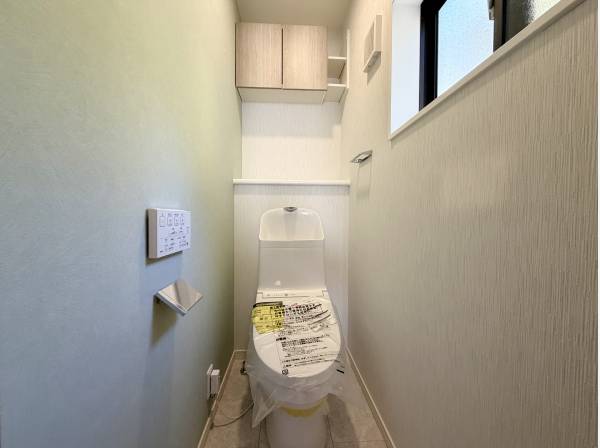 トイレクロス交換済み落ち着きのある空間に