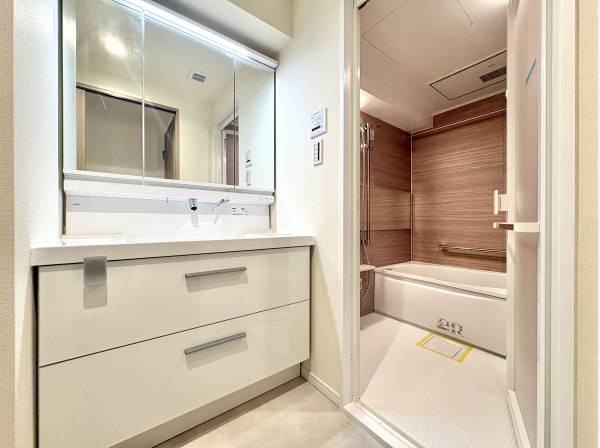 パウダールーム