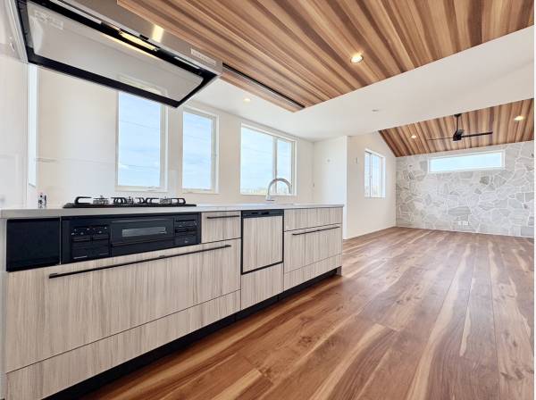 キッチンに立つのが楽しくなりそうですね♪